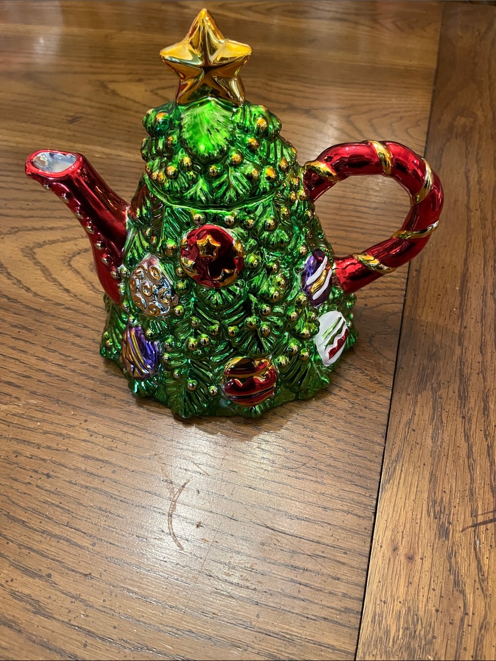 Allure Festive Green Christmas‎ Tree Teapot with Gold Star